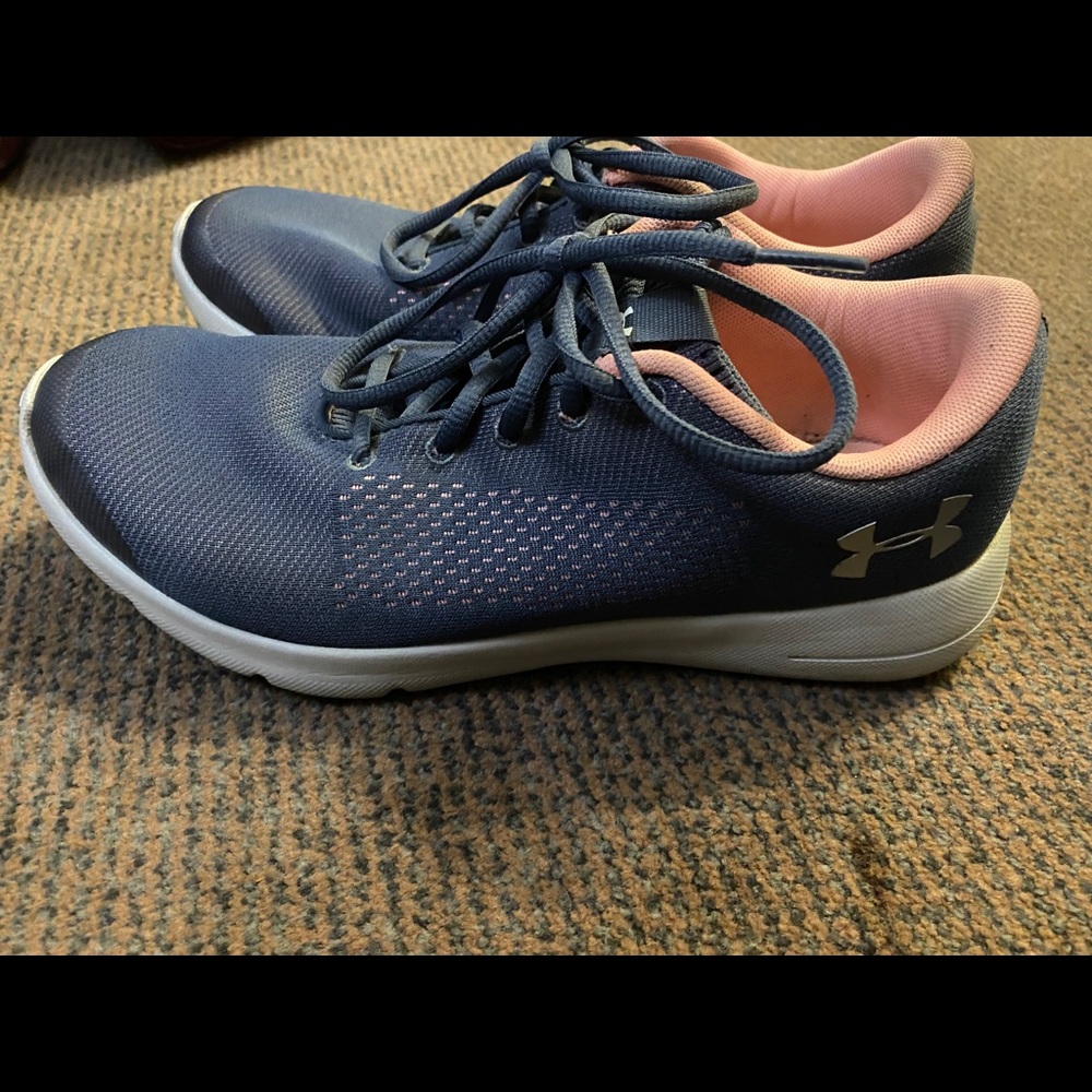 Running shoes